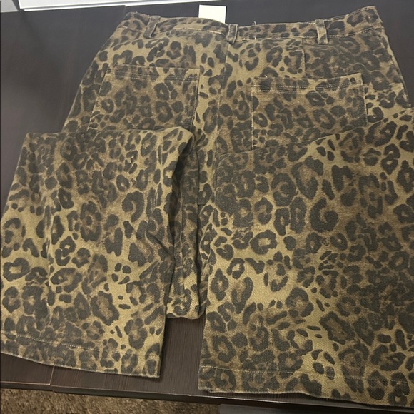 Pretty Garbage Leopard Print Pants - Picture 3 of 3